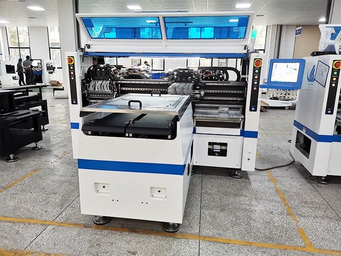 500000CPH High Speed 5m,10m,50m,any Length Flexible Strip Pick And Place Machine Roll To Roll